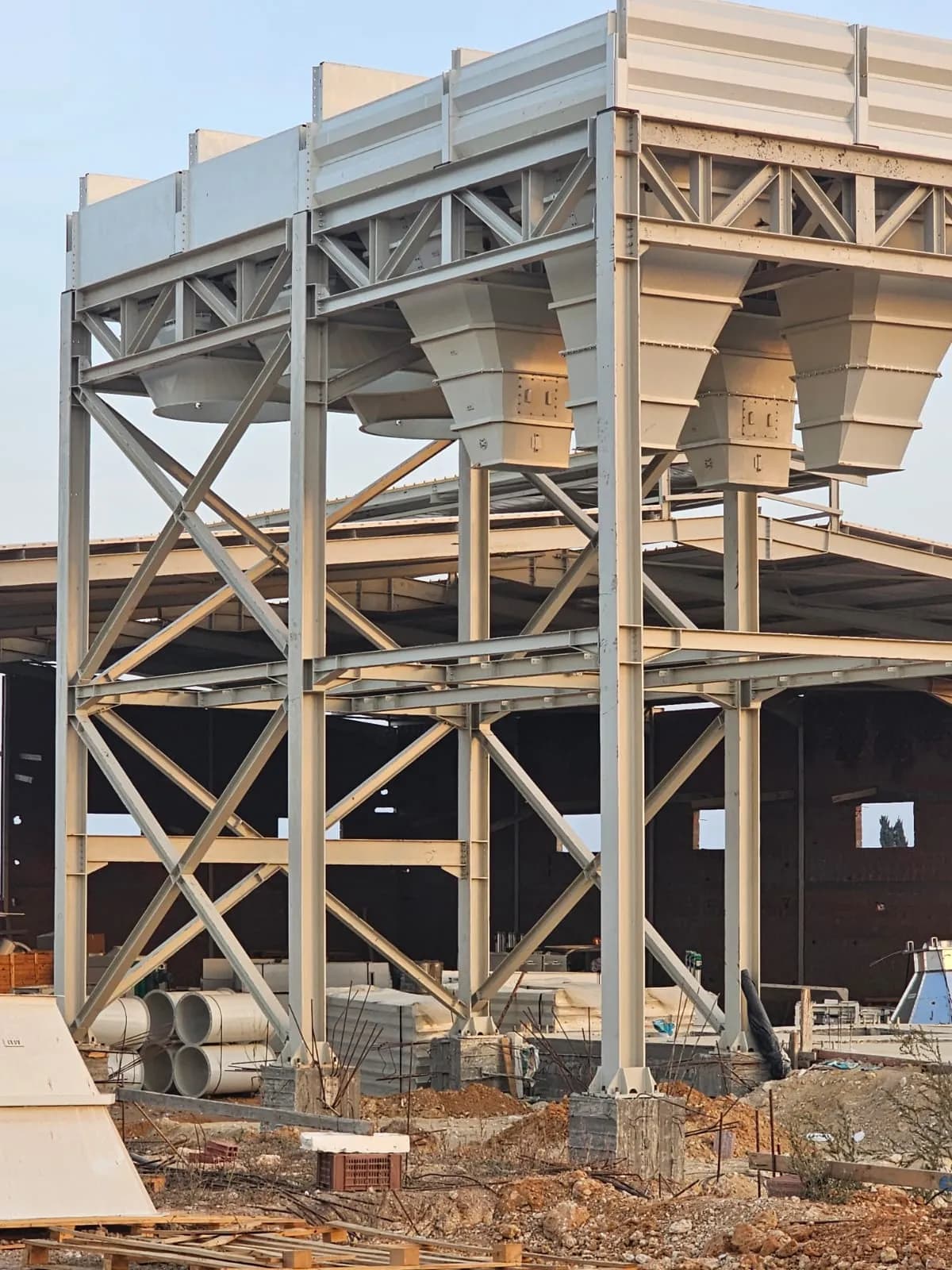 CHARPENTE METALLIQUE