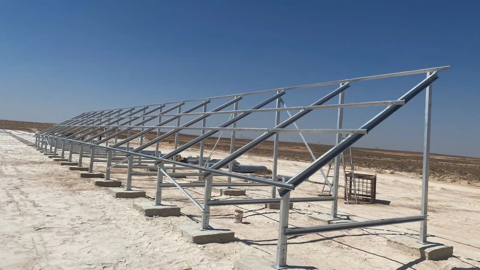 STRUCTURES PHOTOVOLTAIQUES